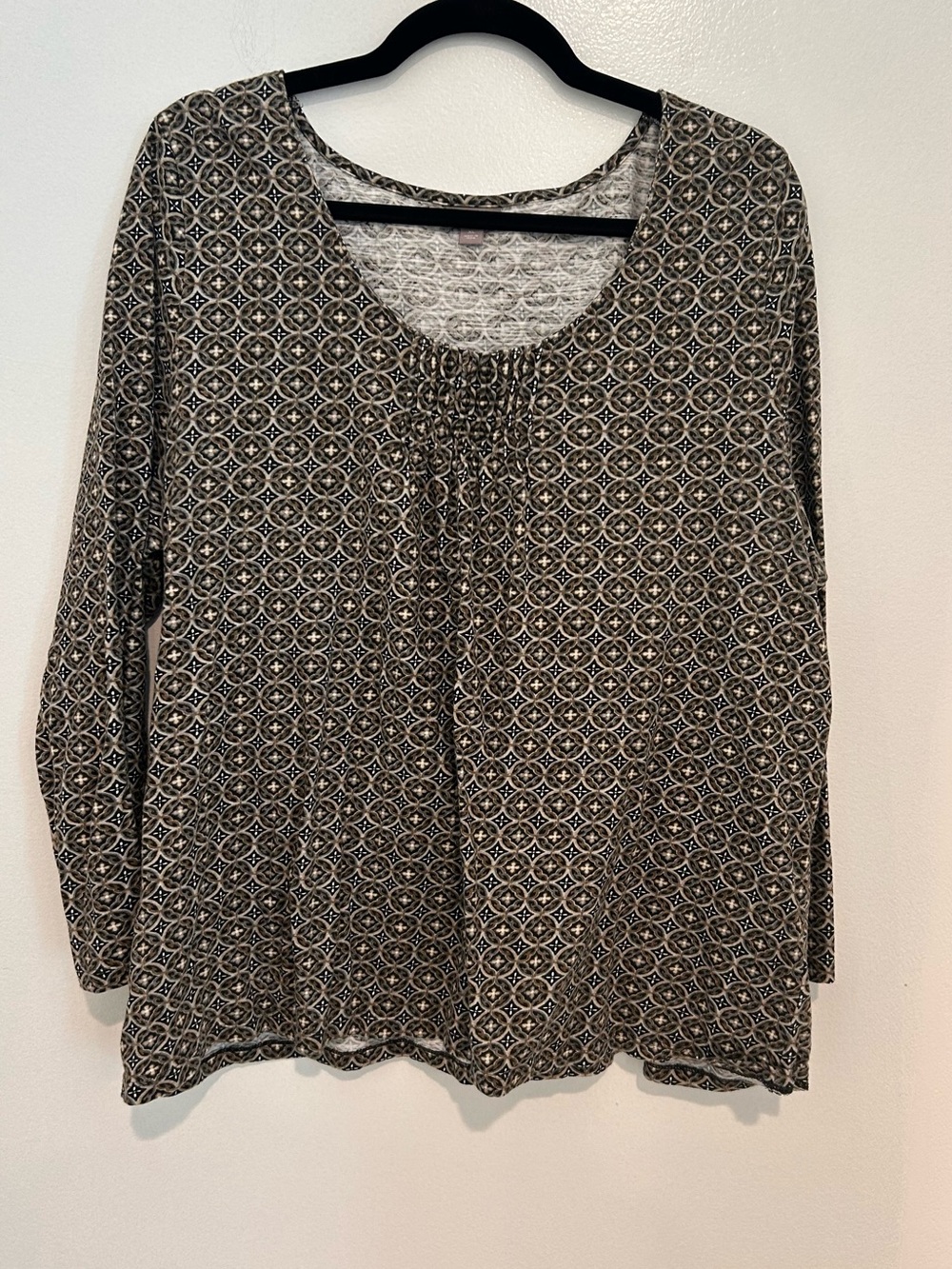 J. Jill Black and Cream Geometric Scoop-Neck XL